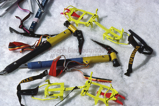 STUABI mountaineering equipment sponsorship